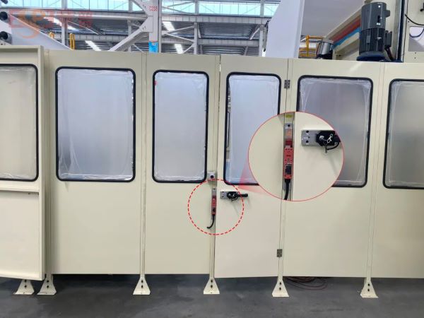 SLM11 safety door switch