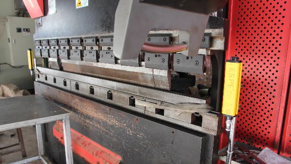 ESPE Safety Light Curtains: Machine Guarding Solutions for Industrial Automation