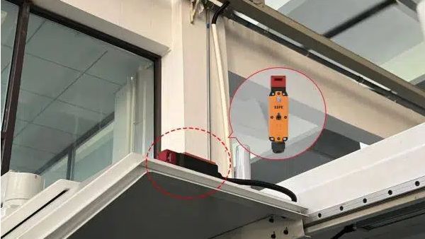 The SLM11 Series Safety Door Switch Adds Security to Machine Tool Equipment